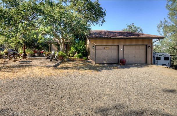 Backyard, Detached Garage, Exterior