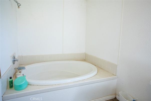 Bathroom, Interior, Tile Countertops