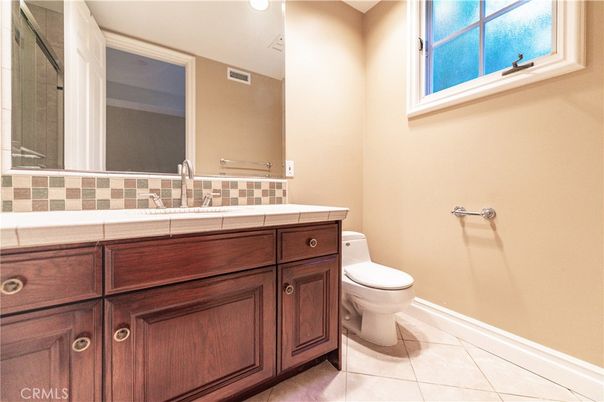 Bathroom, Interior, Recessed Lighting, Tile Countertops