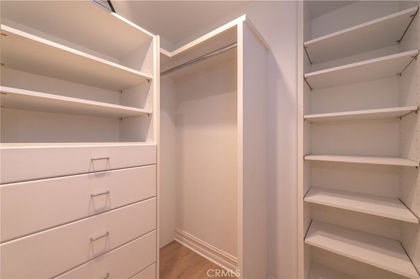 Interior, Walk-in Closets, Wood Texture Flooring
