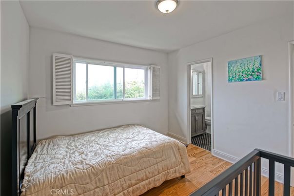 Bedroom, Fireplace, Interior, Wood Texture Flooring