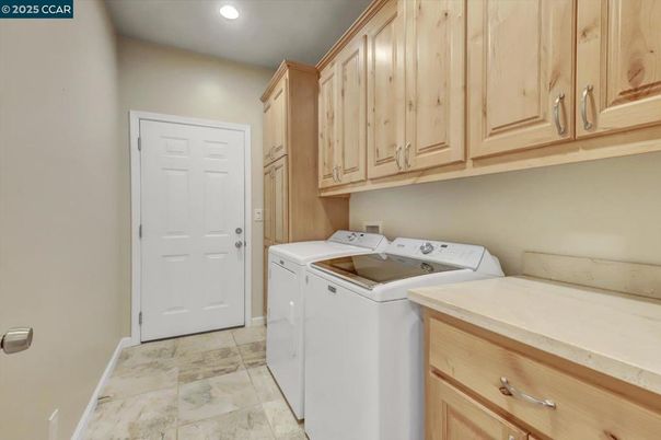 Interior, Recessed Lighting, Washer