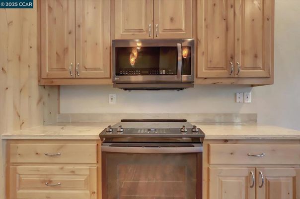 Interior, Kitchen, Stainless Steel Appliances