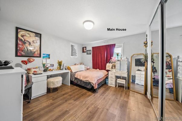 Bedroom, Home Office, Interior, Wood Texture Flooring