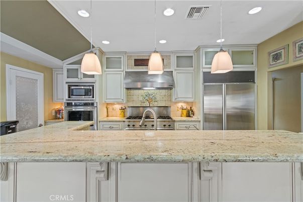 Interior, Kitchen, Pendant Lights, Recessed Lighting, Stainless Steel Appliances