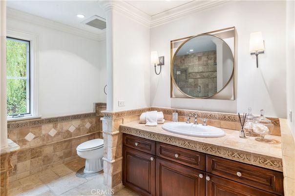 Bathroom, Interior, Recessed Lighting, Tile Countertops
