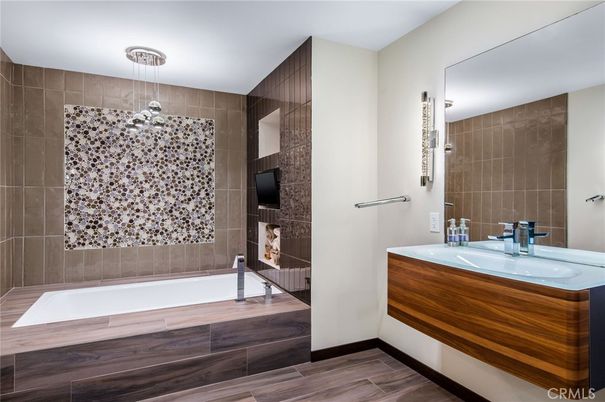 Bathroom, Dual Sink Vanities, Interior, Pendant Lights, Wood Texture Flooring