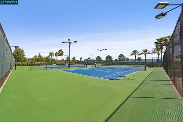 Exterior, Tennis Courts