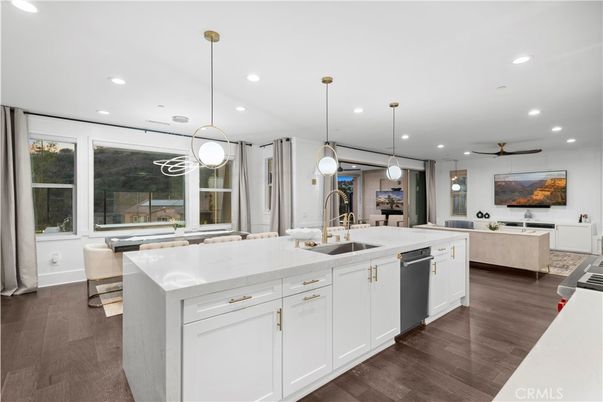 Interior, Kitchen, Living room, Pendant Lights, Recessed Lighting, Wood Texture Flooring