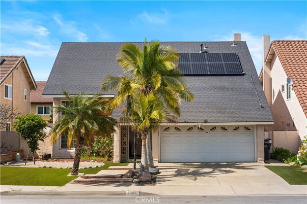 Attached, Exterior, Facade, Solar Panels, Mediterranean