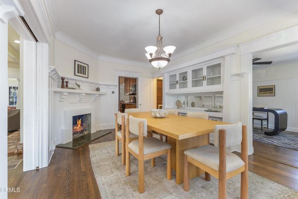 Chandelier, Dining room, Fireplace, Interior, Pendant Lights, Wood Texture Flooring