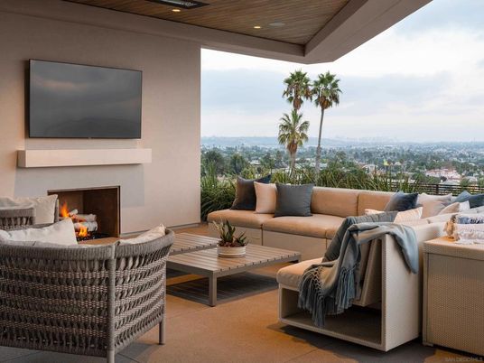 Fireplace, Interior, Living room, Recessed Lighting