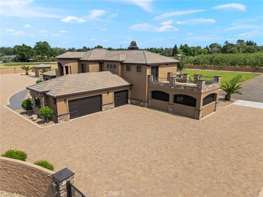 Attached, Exterior, Facade, Mediterranean
