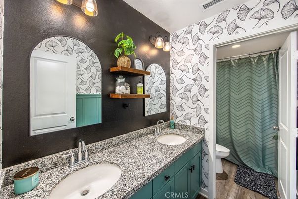 Bathroom, Dual Sink Vanities, Interior, Wood Texture Flooring