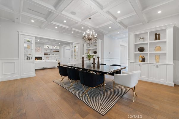 Chandelier, Dining room, Fireplace, Interior, Living room, Recessed Lighting, Wood Texture Flooring
