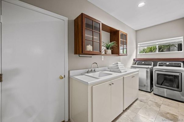 Interior, Recessed Lighting, Washer