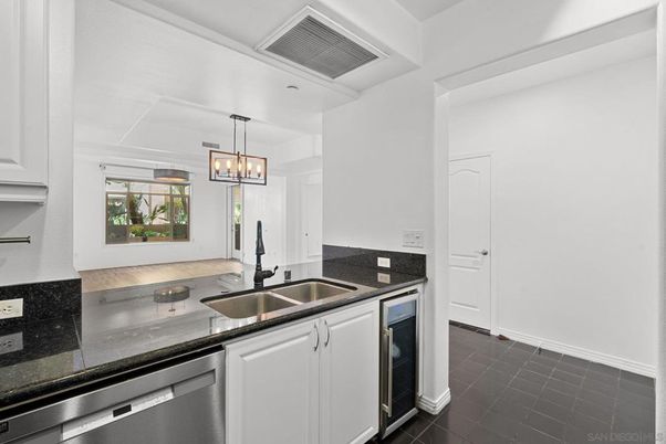 Interior, Kitchen, Pendant Lights, Stainless Steel Appliances