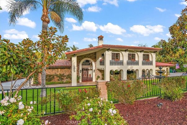 Backyard, Exterior, Facade, Mediterranean