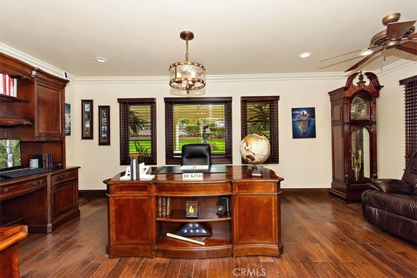 Home Office, Interior, Recessed Lighting, Wood Texture Flooring