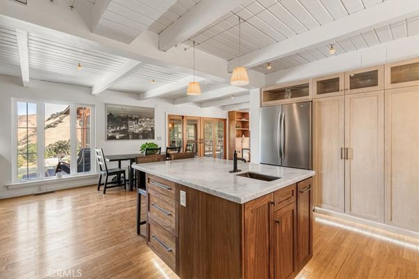 Dining room, Interior, Kitchen, Pendant Lights, Stainless Steel Appliances, Wood Texture Flooring
