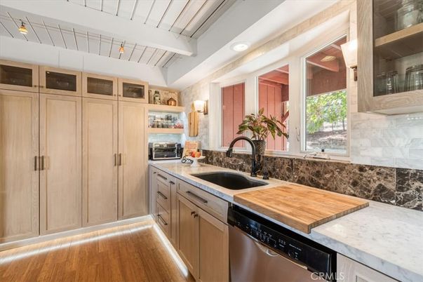 Interior, Kitchen, Wood Texture Flooring