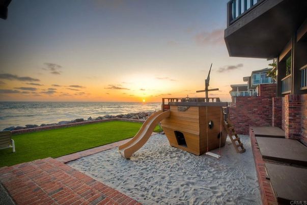 Backyard, Exterior, Hot Tub, Playground, Water