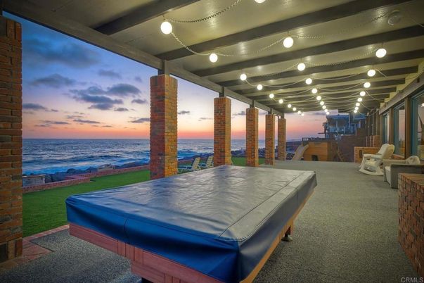 Exterior, Hot Tub, Water