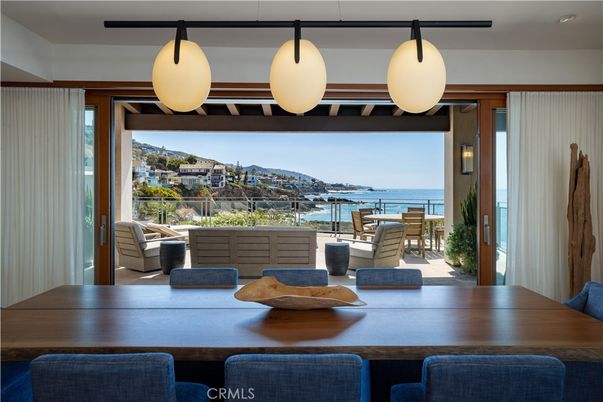 Dining room, Interior, Pendant Lights, Water