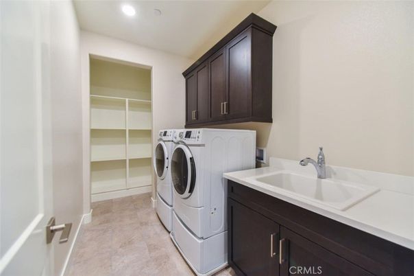 Interior, Recessed Lighting, Washer