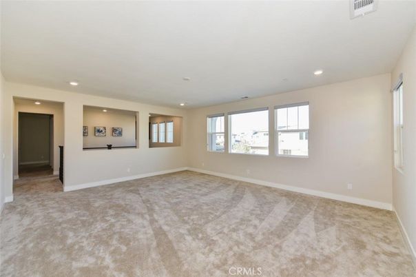 Empty room, Interior, Recessed Lighting