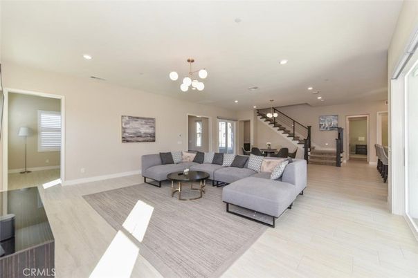 Dining room, Interior, Living room, Pendant Lights, Recessed Lighting, Wood Texture Flooring