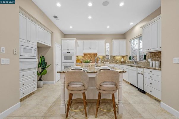 Interior, Kitchen, Recessed Lighting