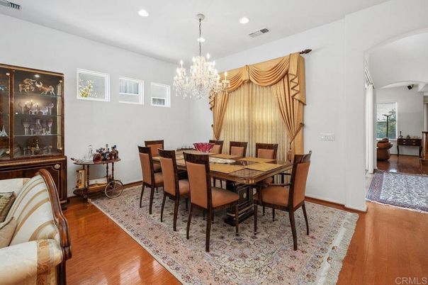 Chandelier, Dining room, Interior, Recessed Lighting, Wood Texture Flooring