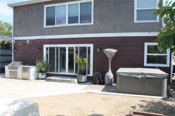 Exterior, Hot Tub