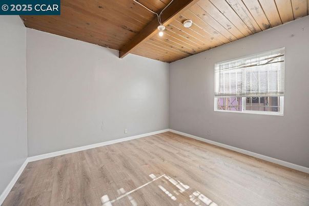 Empty room, Interior, Wooden Beams, Wooden Ceilings, Wood Texture Flooring