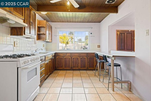 Interior, Kitchen, Wooden Beams, Wooden Ceilings
