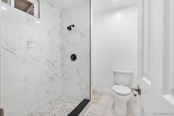 Bathroom, Interior, Marble Walls, Recessed Lighting