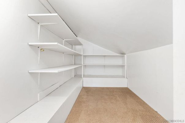 Interior, Walk-in Closets
