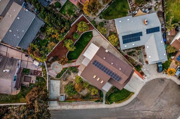 Exterior, Drone