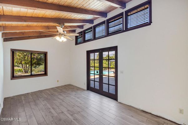 Empty room, Interior, Wooden Beams, Wooden Ceilings, Wood Texture Flooring