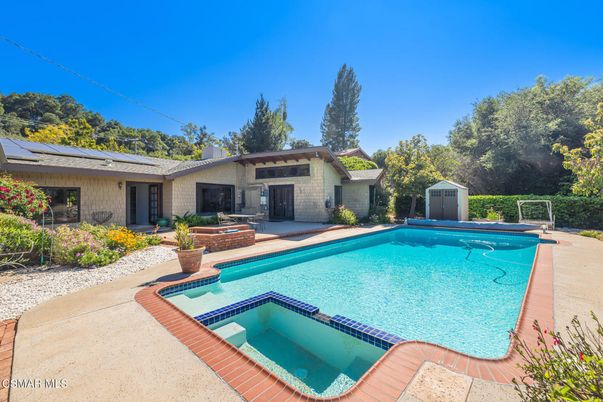 Exterior, Pool, Solar Panels