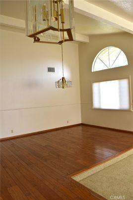 Empty room, Interior, Pendant Lights, Wood Texture Flooring