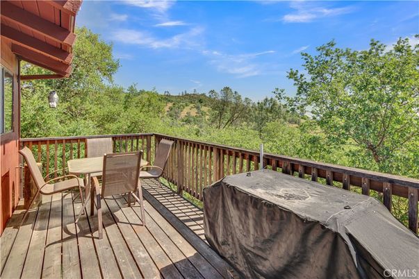 Exterior, Wood Texture Flooring