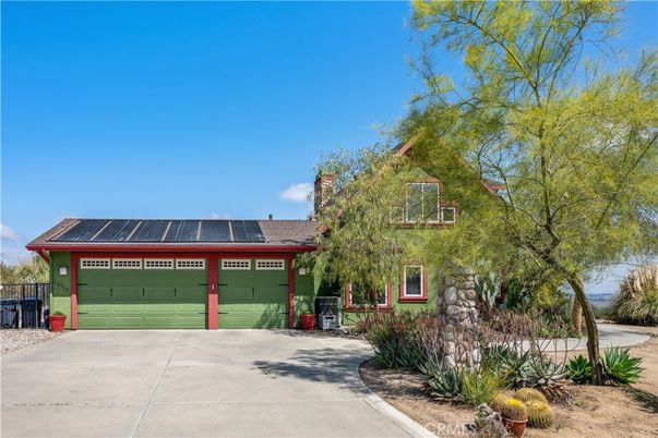 Attached, Exterior, Facade, Solar Panels, None