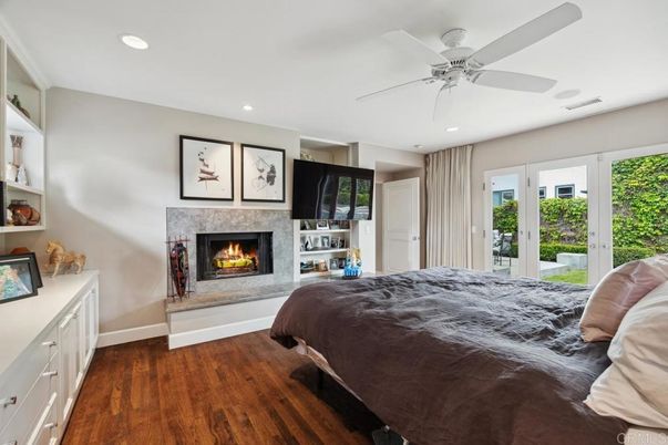 Bedroom, Fireplace, Interior, Recessed Lighting, Wood Texture Flooring