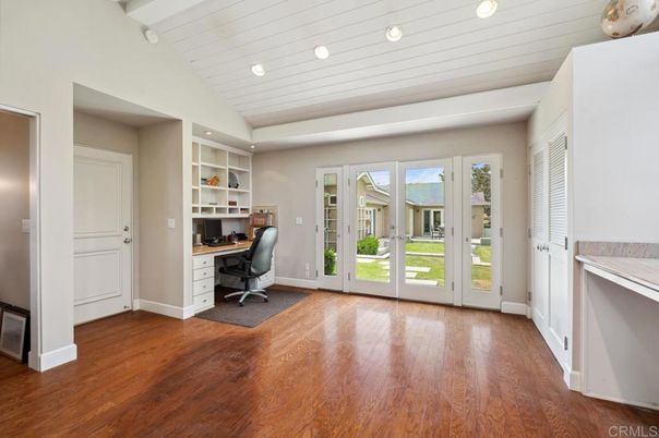 Home Office, Interior, Recessed Lighting, Wood Texture Flooring