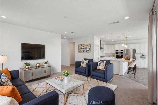 Interior, Kitchen, Living room, Pendant Lights, Recessed Lighting, Stainless Steel Appliances