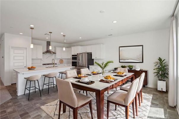 Dining room, Interior, Kitchen, Pendant Lights, Recessed Lighting, Stainless Steel Appliances