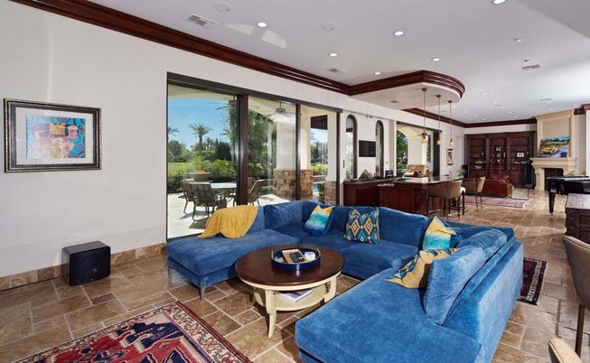 Dining room, Interior, Living room, Pendant Lights, Recessed Lighting