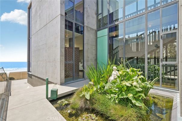 Exterior, Water